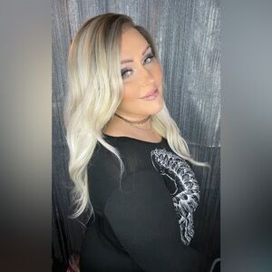 Carkira “Linda” 13x4 Lace Front Synthetic Wig - Ash Blonde Highlight, 20” Long